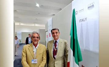COP30, l’Italia tra diplomazia e realismo climatico: intervista ASIB all’Ambasciatore Alessandro Cortese L'Ambasciatore Alessandro Cortese (dx.) e Paolo Carlucci
