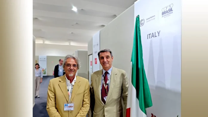 L'Ambasciatore Alessandro Cortese (dx.) e Paolo Carlucci