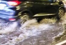 Maltempo a Genova: tromba d’aria, crolla muraglione, esonda rio Fegino