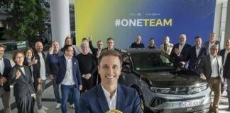 Opel Mokka GSE conquista il Volante d’Oro 2025