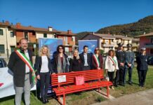 Castelgomberto: inaugurata la panchina rossa. Un dono di Confartigianato per “rompere il silenzio sulla violenza sulle donne” Panchina Rossa Castelgomberto