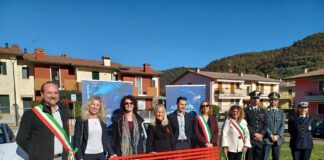 Castelgomberto: inaugurata la panchina rossa. Un dono di Confartigianato per “rompere il silenzio sulla violenza sulle donne” Panchina Rossa Castelgomberto