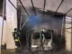 Valbrenta-Arsiè, pulmino in fiamme sotto una tettoia a Fastro: distrutto il veicolo Pulmino in Fiamme