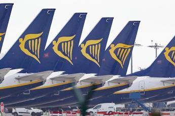 Ryanair, nuove regole da mercoledì 12 novembre: carta d’imbarco, cosa cambia