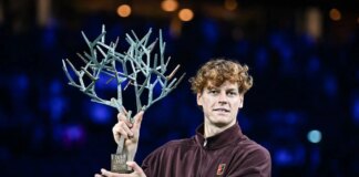 Sinner trionfa al Masters 1000 di Parigi e torna numero 1 del mondo “Ora appuntamento alle Finals”