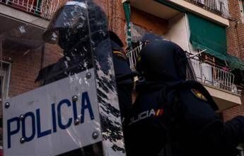 Spagna, “attacco jihadista” a Madrid: 18enne ferisce tre persone
