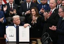 Trump firma la legge, finisce lo shutdown più lungo della storia