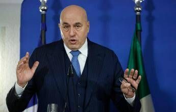 Ucraina, Crosetto: “Assurdo non continuare ad aiutare Kiev”