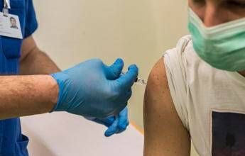 Vaccini: Castiglia (Siti), ‘pilastro nel contrastare infezioni e antibiotico-resistenza’