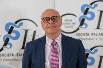 Vaccini, appello igienisti: “Anti-Hpv e screening arma contro cancro cervice uterina”