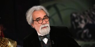 E’ morto Peppe Vessicchio, celebre direttore d’orchestra e volto noto di Sanremo