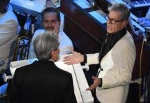 Vessicchio, il duello a colpi di bacchetta con Baglioni: ecco cosa accadde all’Ariston