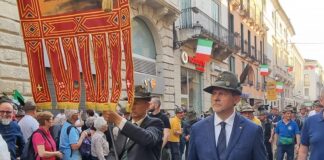 Recupero della lapide incisa dagli Alpini, la commozione di Ciambetti: “Il Pasubio ci parla ancora” Roberto Ciambetti su recupero Lapide