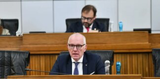 Renzo Testolin eletto nuovo Presidente della Regione autonoma Valle d’Aosta