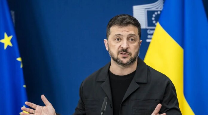 Ucraina, Zelensky riceve il piano di pace degli Usa: “Pronti a lavorare, ma la pace sia dignitosa” Zelensky