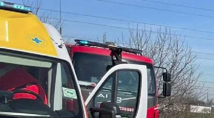 Scontro tra bus pieno di studenti e un’auto ad Arignano, un morto e una ventina di contusi arignano