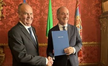 Autonomia differenziata, accordo preliminare Governo-Regione Veneto a 5 giorni dal voto. Scoppia la polemica elettorale calderoli zaia preaccordo autonomia