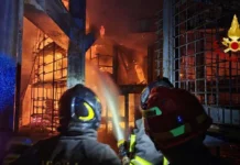 Catania, incendio in centro fieristico: la situazione oggi catania