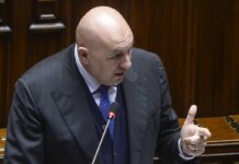 Crosetto “Rinnoviamo il ricordo dei caduti con gratitudine custodendone la memoria”