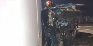 Gallio, auto fuori strada divelte colonnina gas e cancello di un’abitazione. Intervento dei vigili del fuoco gallio incidente