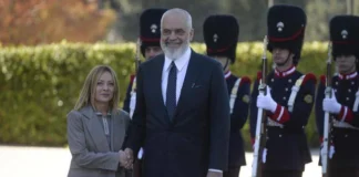 Migranti, Meloni: “Protocollo Albania funzionerà con nuovo patto asilo” italia albania