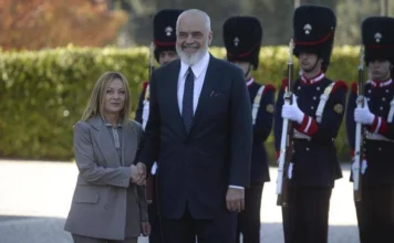 Migranti, Meloni: “Protocollo Albania funzionerà con nuovo patto asilo” italia albania