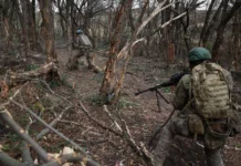 Battaglia di Pokrovsk, truppe russe anche nel nord: Mosca tenta l’accerchiamento Pokrovsk
