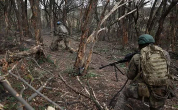 Battaglia di Pokrovsk, truppe russe anche nel nord: Mosca tenta l’accerchiamento Pokrovsk
