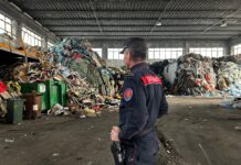 Rifiuti, Carabinieri Forestali sequestrano capannone a Vicenza: denunciato il titolare vicenza rifiuti capannone sequestro