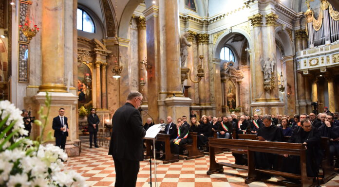 Il vescovo Giuliano incontra le Istituzioni: «L’Anno Giubilare Mariano sia un tempo di fede e di comunità» 13 dicembre 2025: auguri del vescovo Giuliano Brugnotto alle Istituzioni