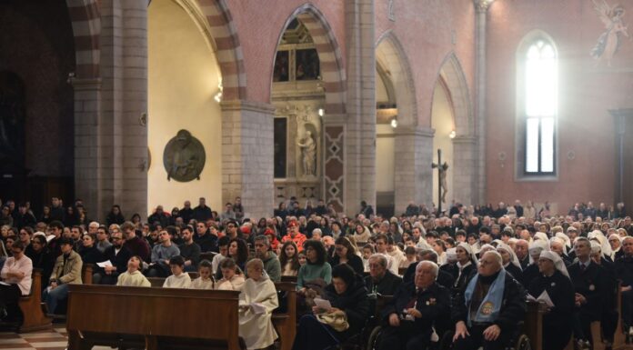 Giubileo della Speranza, la diocesi di Vicenza chiude l’Anno Santo con oltre 500 ministranti in Cattedrale 28 dicembre 2025 Chiusura diocesana Giubileo della Speranza