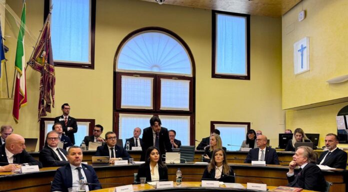 XII Legislatura del Veneto: Alberto Stefani ha presentato il programma di governo. Accelerazione sui caregiver Alberto Stefani Consiglio regionale Veneto programma governo