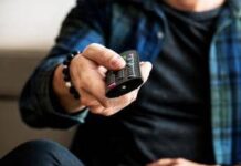 Ascolti tv, ‘The Voice Senior’ vince il prime time. 1 milione e 262mila spettatori per Meloni da Mentana