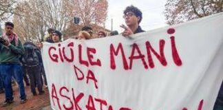 Askatasuna, a Torino corteo contro lo sgombero del centro sociale: “Oggi non è data di fine ma di inizio”