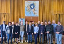 Gestione dei rifiuti. I sindaci di ViAmbiente illustrano i vantaggi dell’aggregazione e invitano i “ribelli” a ripensarci