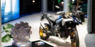 BMW Motorrad e I Bambini delle Fate: il viaggio in Indonesia diventa un racconto di inclusione