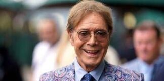 Cliff Richard: “Sono guarito dal cancro alla prostata, sosterrò lo screening nazionale”