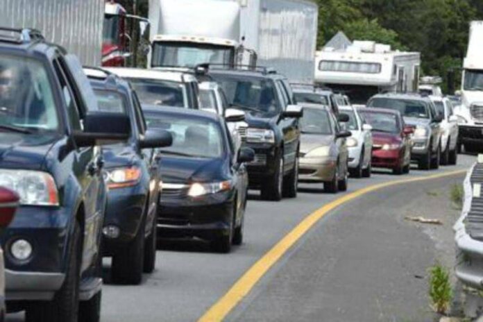 Codice della strada, stretta contro minicar truccate e ok a targhe personalizzate