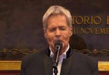 Concerto di Natale in Senato con Mattarella, canta Claudio Baglioni canta: “Grazie per privilegio”