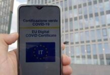 Covid, Consulta: “Infondate questioni legittimità obbligo vaccino e Green pass”