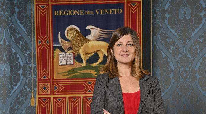 Studenti appiedati, Ostanel (AVS) invita la Regione a ripensare il trasporto pubblico locale: “Mezzi pubblici gratuiti per i minori” Ostanel su studenti appiedati veneto