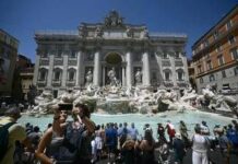 Fontana di Trevi a pagamento? “Solo ipotesi, non c’è data né decisione”
