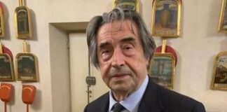Il Libro dei Fatti in dono al maestro Riccardo Muti
