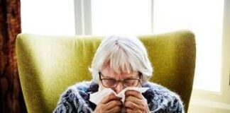 Influenza, Andreoni: “Stare riguardati e idratati, no ad antibiotici se non prescritti”