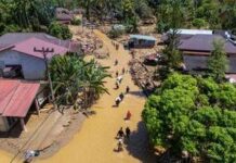 Inondazioni in Indonesia, sale il bilancio: 800 morti e 650 dispersi