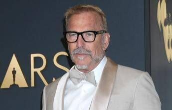 Kevin Costner, costumi non pagati per 440mila dollari: citato in giudizio
