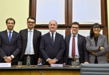 Consiglio Veneto: Luca Zaia eletto Presidente dell’Assemblea legislativa. Francesco Rucco è il suo vice luca zaia
