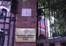 L’ambasciata russa attacca Repubblica e La Stampa: “Megafoni anti Mosca”