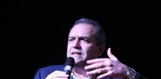 Luigi De Magistris: “Mi ricandido sindaco di Napoli, partita aperta con Manfredi”