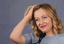 Meloni ai suoi: “Avete lavorato bene, ora riposatevi”. Resta il ‘mistero’ sul regalo